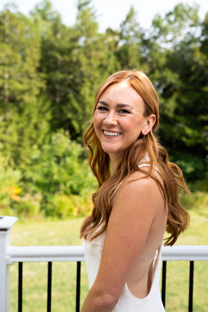 Bride eloping at backyard wedding in Maine during the fall
4-8 week elopement planning 