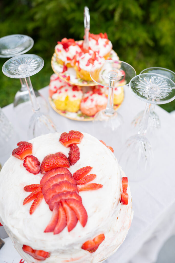Lobster cake for Maine elopement in the fall
how to elope in 4-8 weeks in Maine 